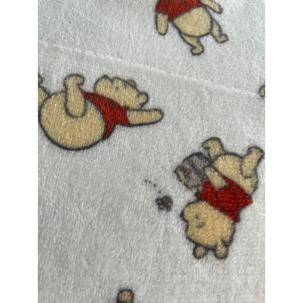 Disney Baby Winnie the Pooh White Plush Blanket Soft Cozy Blanket 30 x 40 NEW